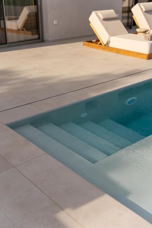 Merelia Exclusive Villas 帕尔加 外观 照片
